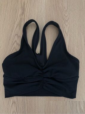 Alo Wild Thing black bra top XS (pre owned)